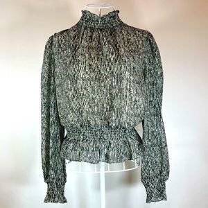 Lightweight Turtleneck Blouse!!!!